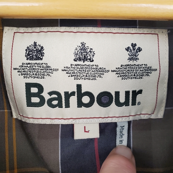 Barbour Men's Casual Gamefair Jacket with Tartan Lining. LG. #222 - Picture 2 of 15
